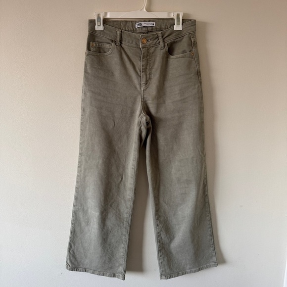 Zara Denim - Zara Wide Leg Jeans Straight Leg Light Green Denim High Rise Women’s Size 4